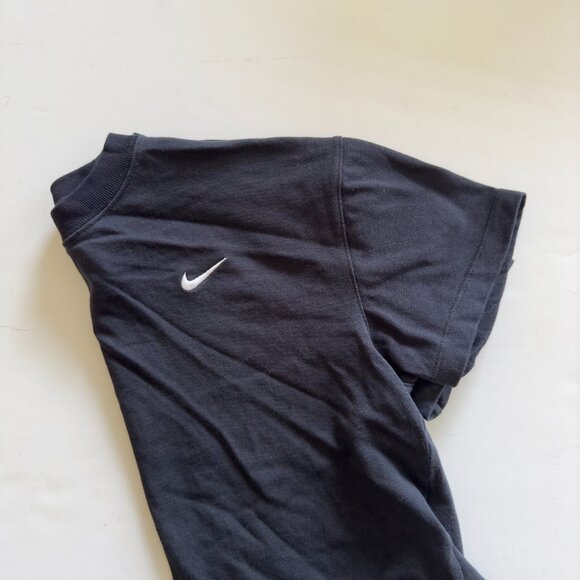 Nike Boxy Short Sleeve Crop Top Crew Neck - Picture 7 of 7